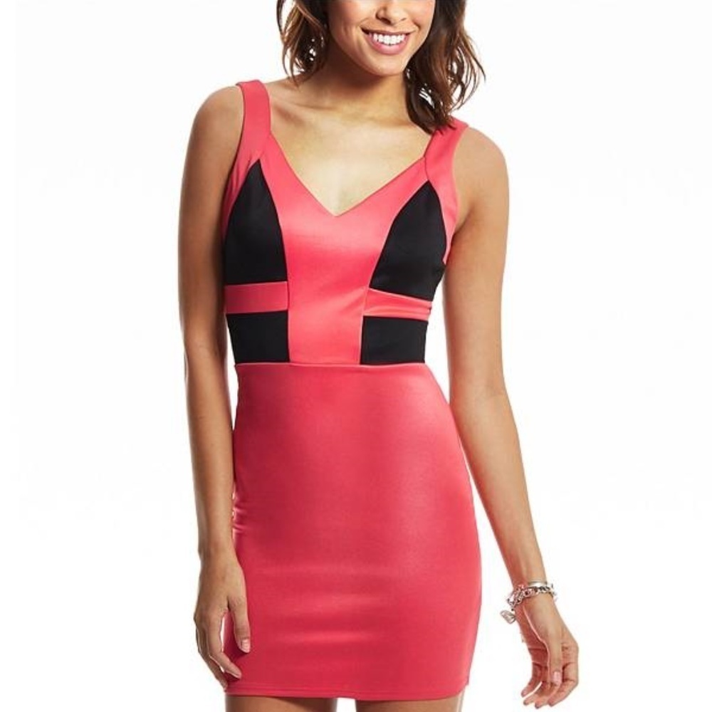 NEW GUESS ANITA DRESS SZ XS